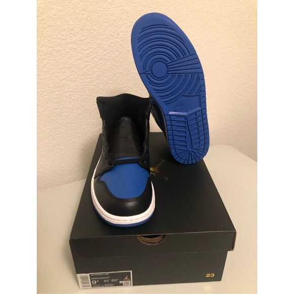 Air Jordan 1 Mid Men’s Size 9.5 - Picture 5 of 8